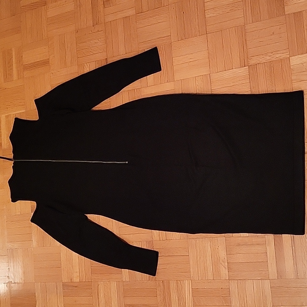 LIKE NEW Elegant Black Cold Shoulder Bodycon Knit Dress, XS - Picture 15 of 16
